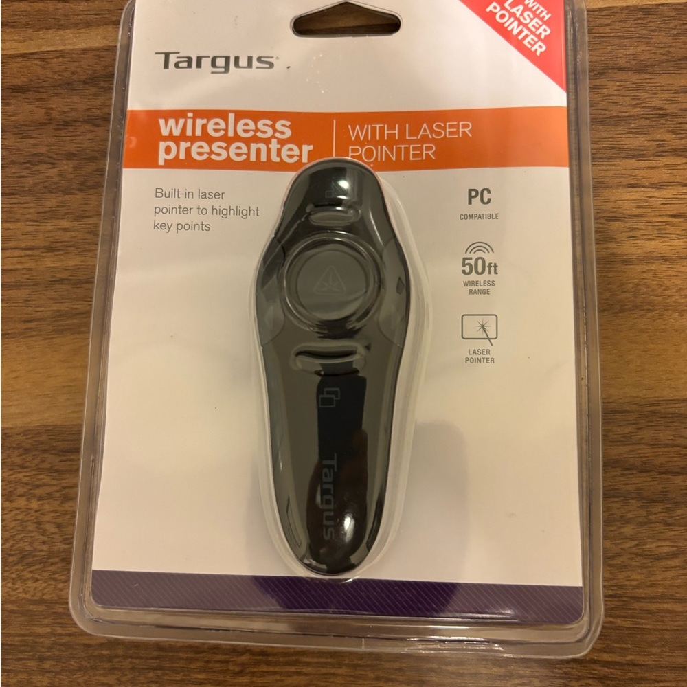 Targus Black Wireless Presenter with Laser